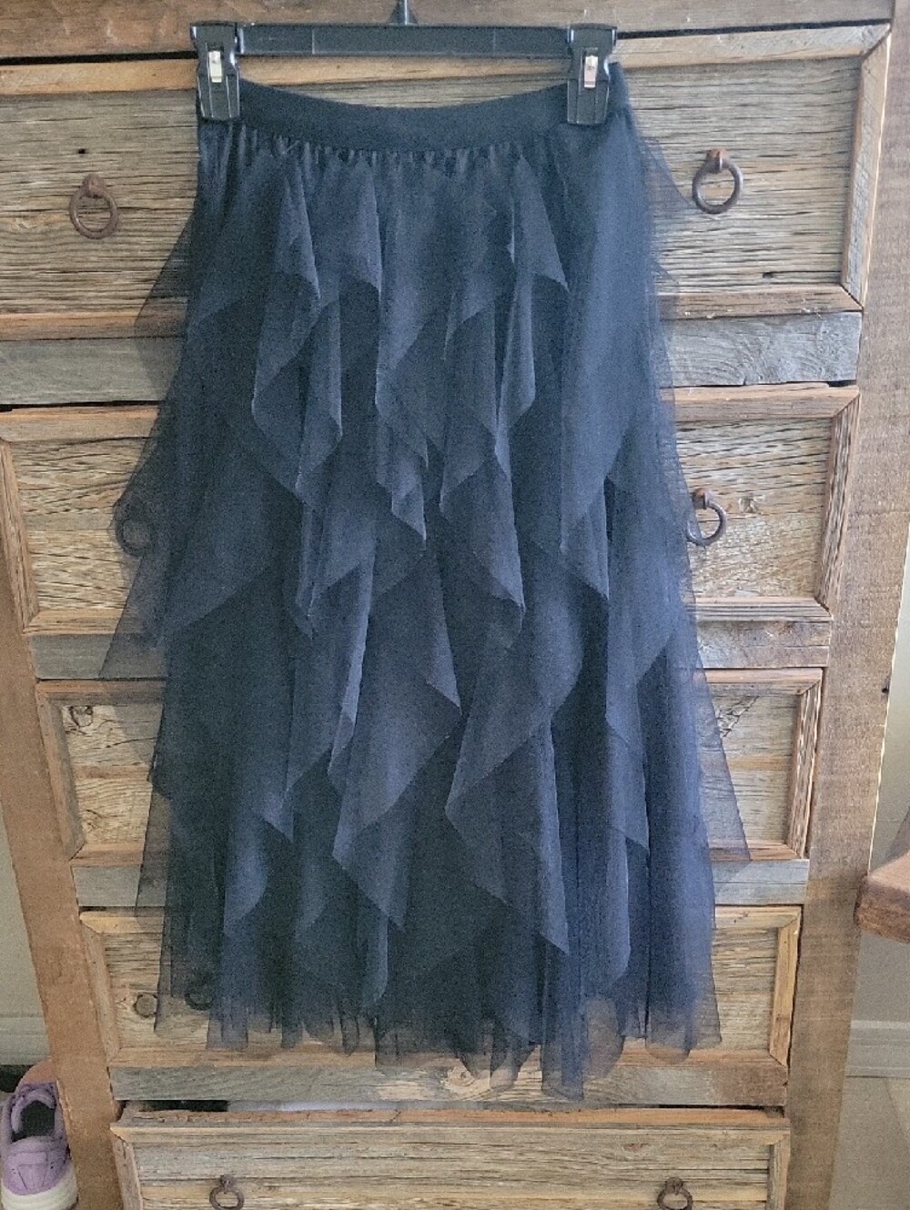 Black Layered Tulle Midi Skirt - Women - Picture 2 of 5